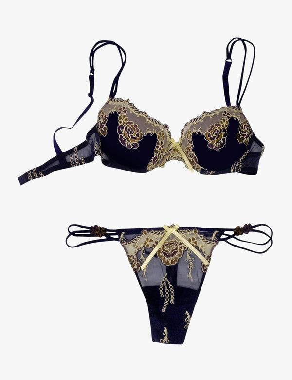 Two piece bikini set